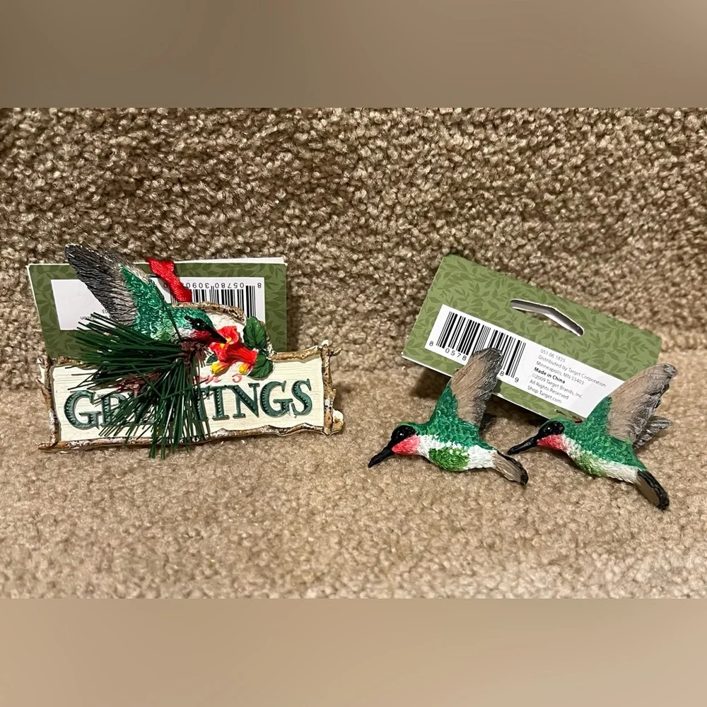 Target Feathered Friends Birds Hummingbird w babies set of 3
